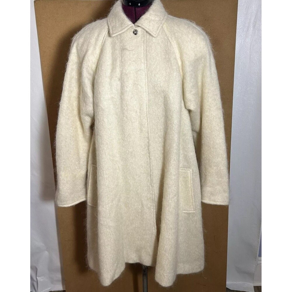 Vintage 1960s Mohair Ivory Coat Sz 44 Old Money Quiet Luxury Mob Wife Neutral